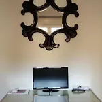 Kingsize Bed 2x2,20 Comfort Super Wifi 70 Mbps Studio! 公寓