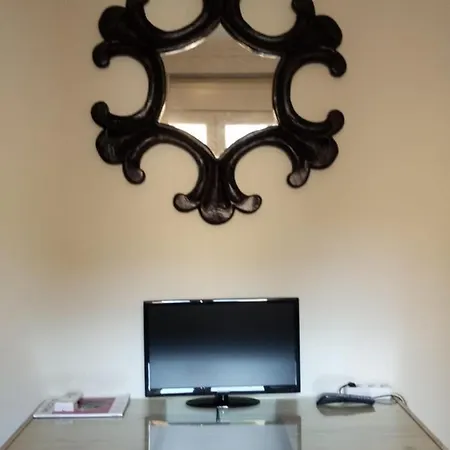 Kingsize Bed 2x2,20 Comfort Super Wifi 70 Mbps Studio! Lejlighed