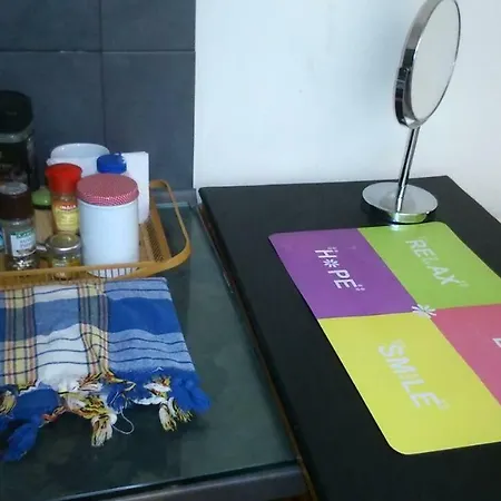 Kingsize Bed 2x2,20 Comfort Super Wifi 70 Mbps Studio! Saloniki