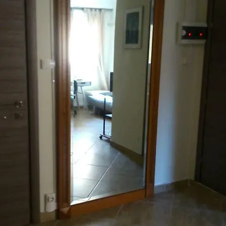 Apartment Kingsize Bed 2x2,20 Comfort Super Wifi 70 Mbps Studio! Thessaloniki